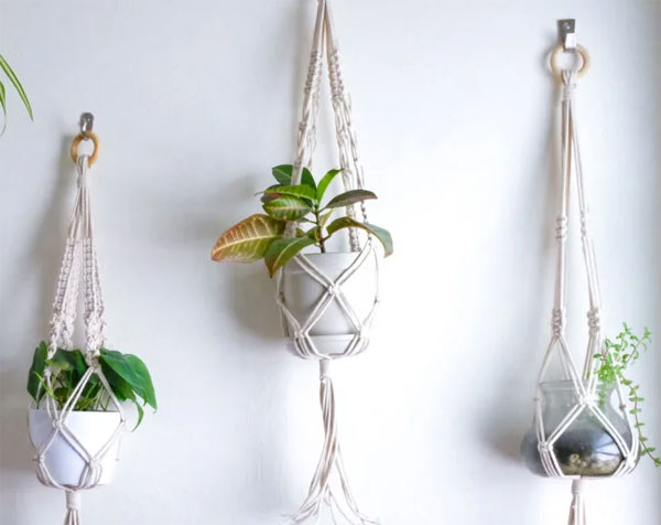 DIY Macrame plant hanger tutorial