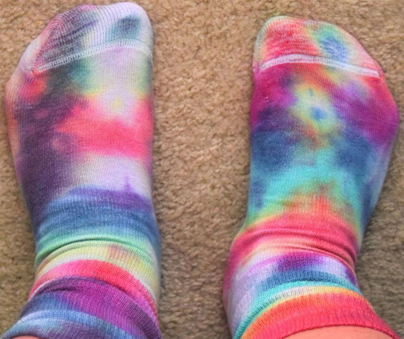 how-to-tie-dye-socks-a-complete-guide