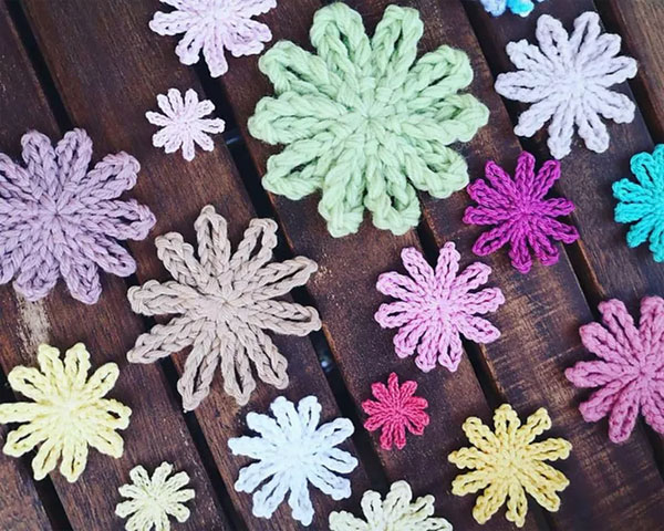 One-Round Crochet Flower Free Pattern