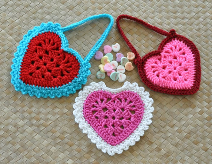 Hanging Hearts Valentine Crochet Pattern