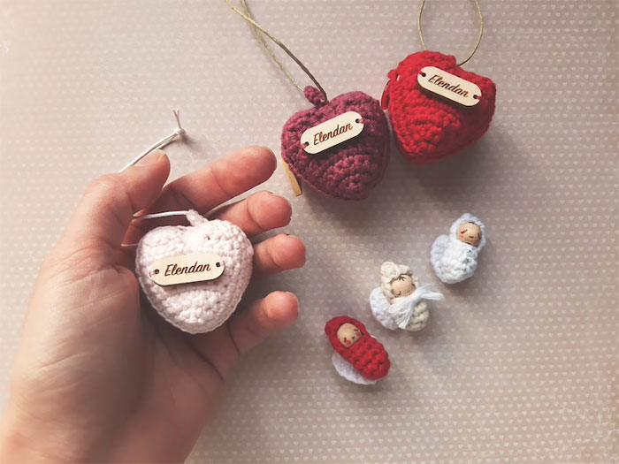 Heart Locket Crochet Pattern